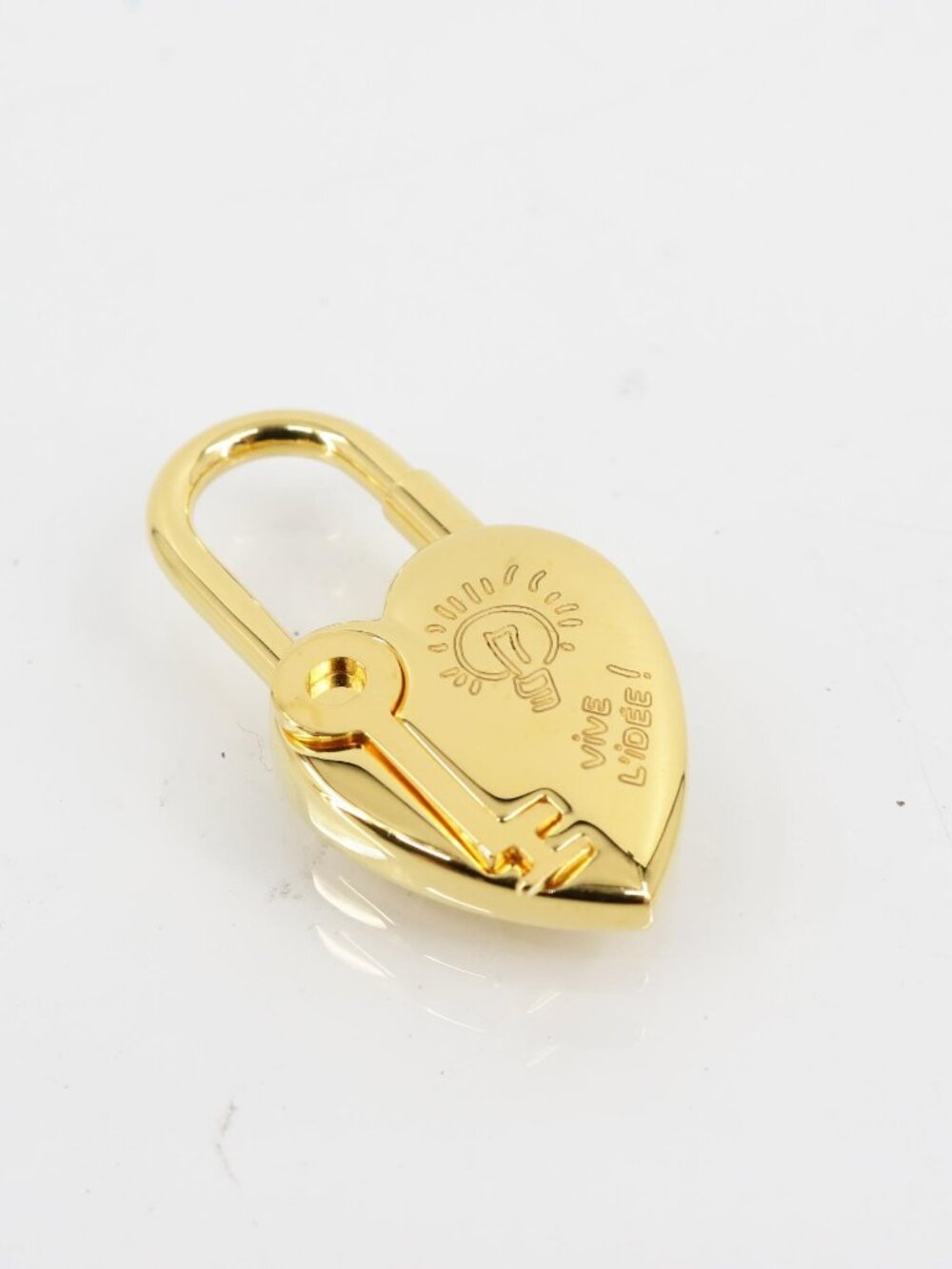 Hermes Annee De La Fantaisie Heart Cadena Charm in Box